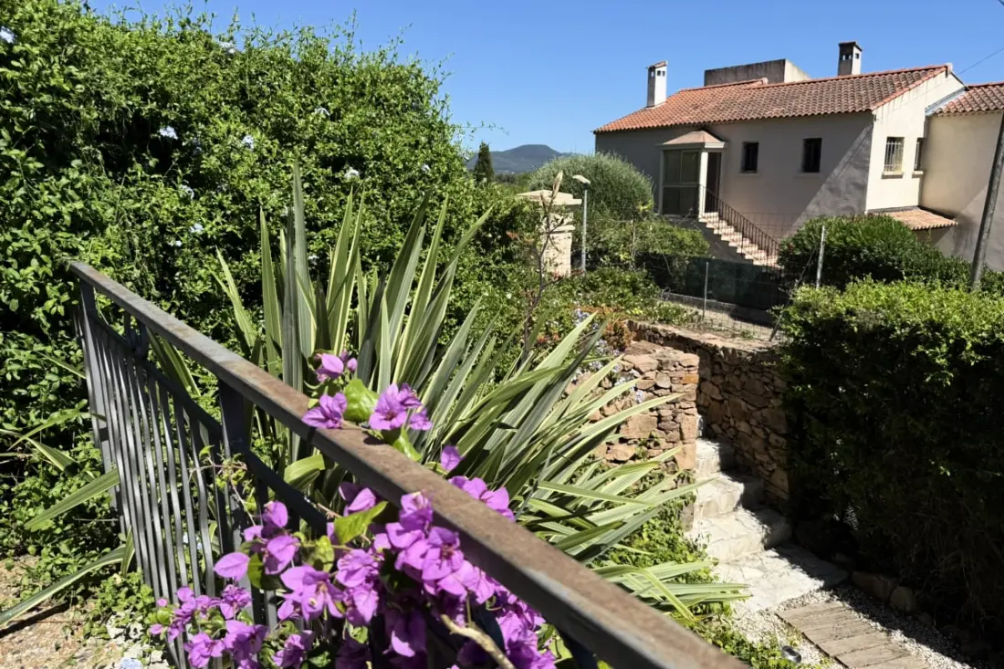 Studio Cosy Dans Villa, Climatisé, Terrasse - La Garde