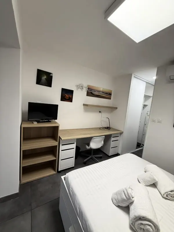 Studio Cosy Dans Villa, Climatisé, Terrasse - La Garde