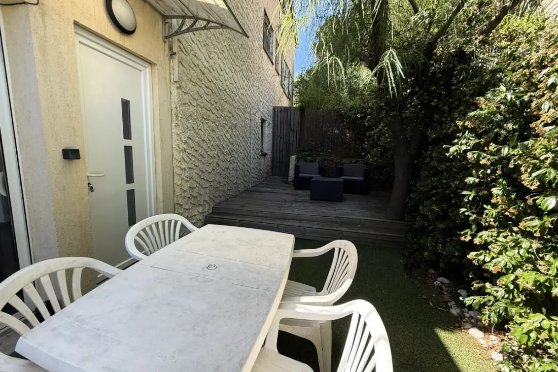 Studio Cosy Dans Villa, Climatisé, Terrasse - La Garde