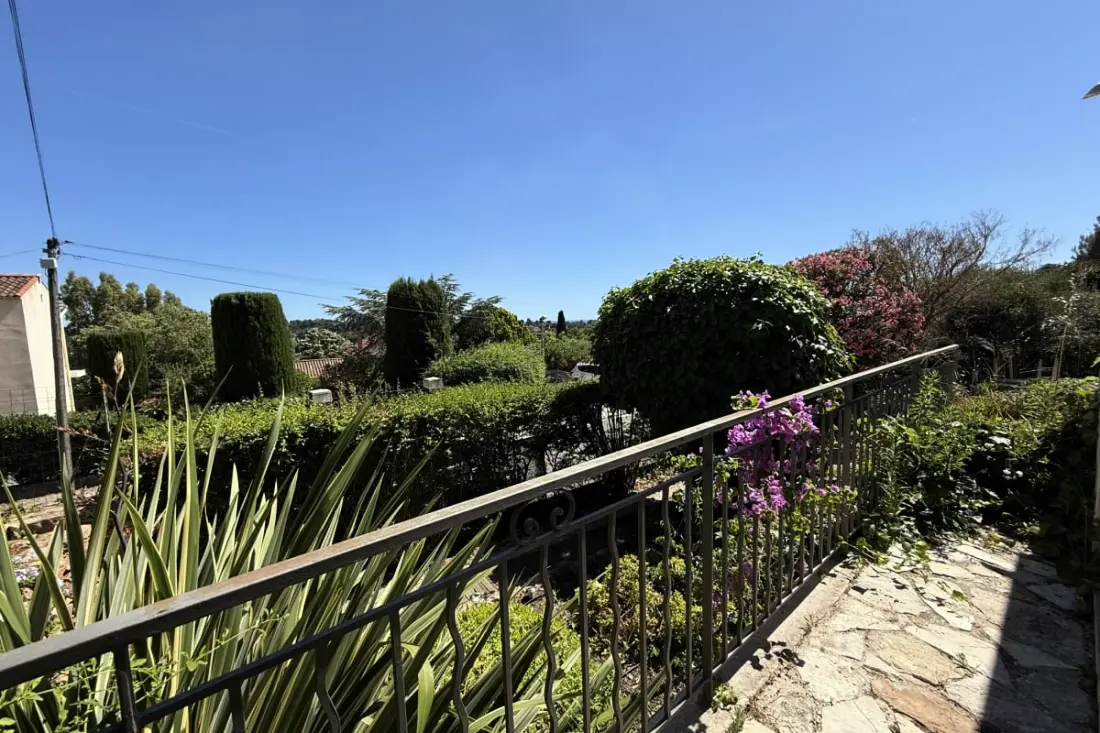 Studio Cosy Dans Villa, Climatisé, Terrasse - La Garde