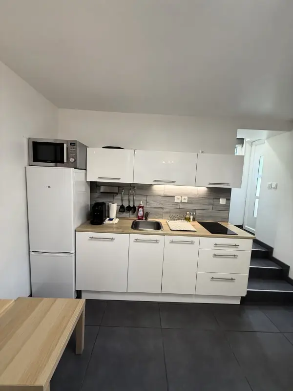Studio Moderne, Climatisé, Avec Grande Terrasse - La Garde