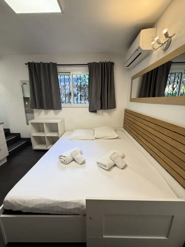 Studio Moderne, Climatisé, Avec Grande Terrasse - La Garde