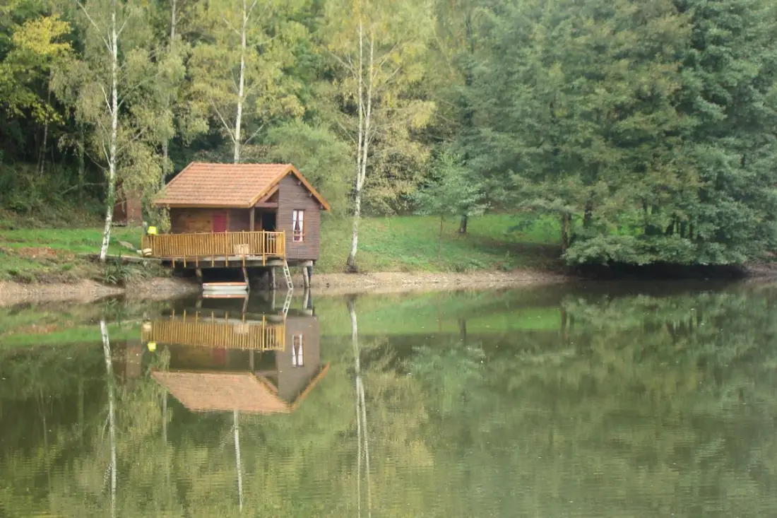 Gîte de France La cabane au bord de l'eau 2 épis