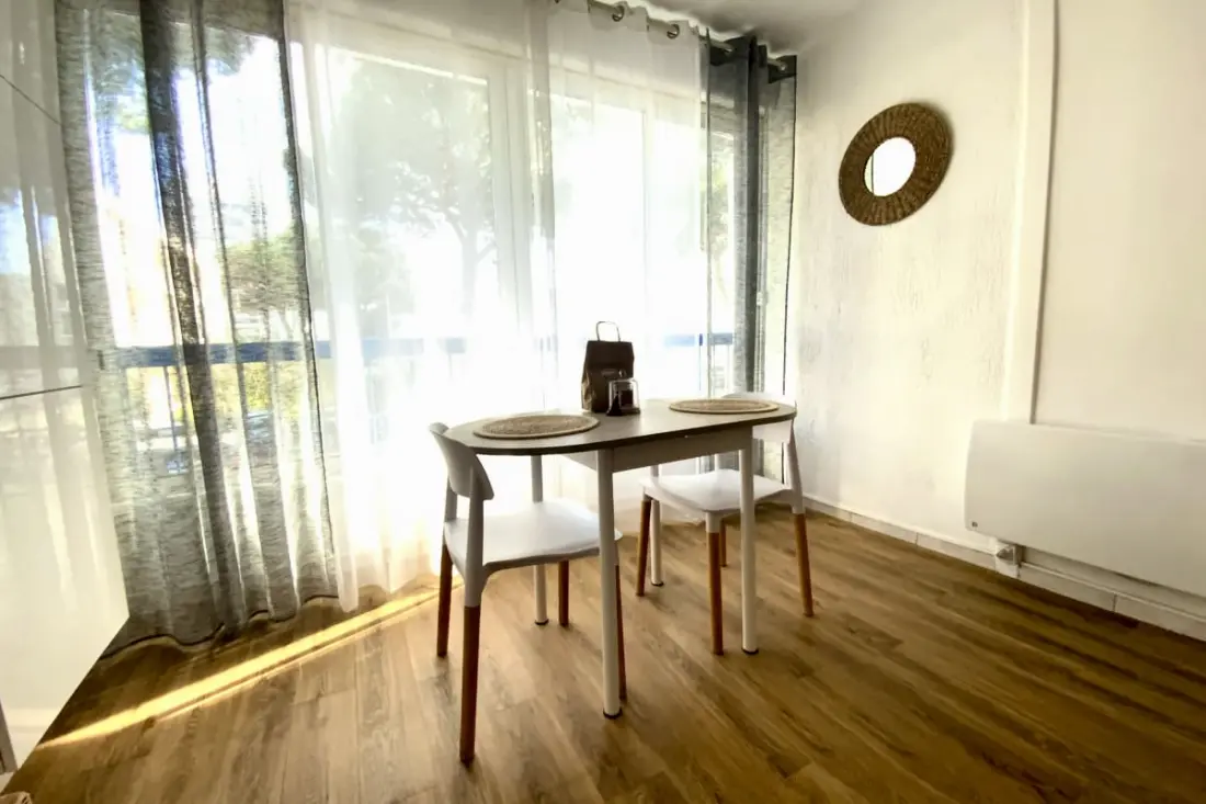 Résidence La Sterne – Studio à 100 M De La Plage