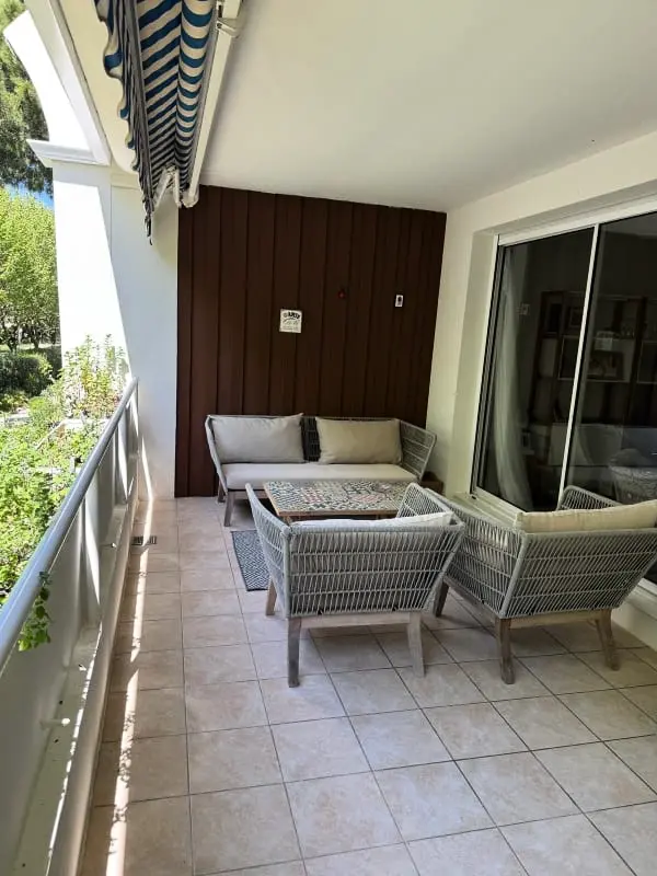 Spacieux T3 De 73 M² Avec Terrasse Et Garage Privé