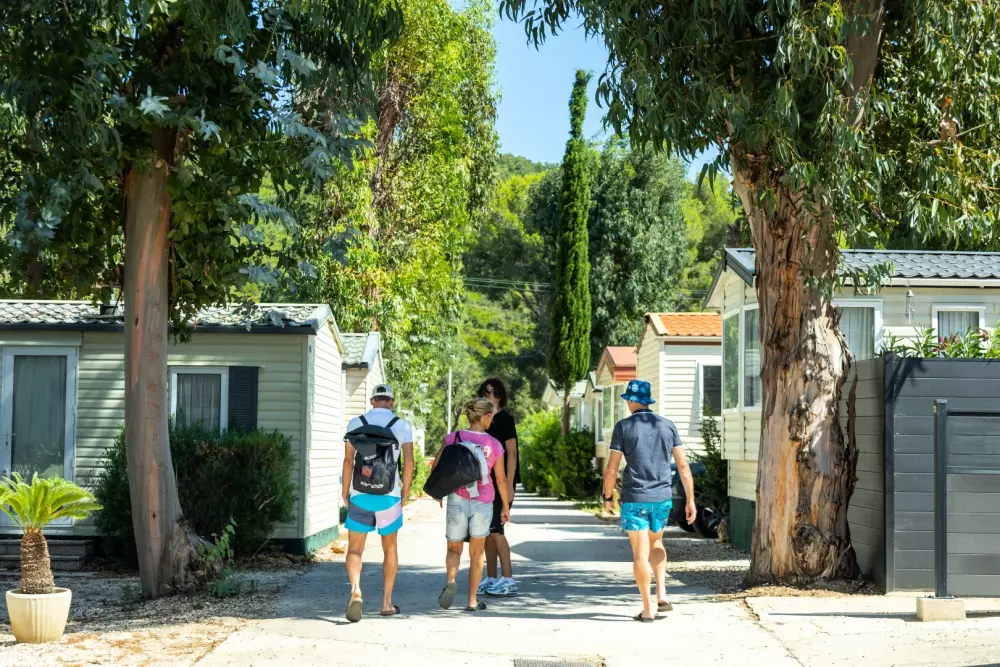 Camping maeva Escapades Parc Valrose 4 étoiles★★★★