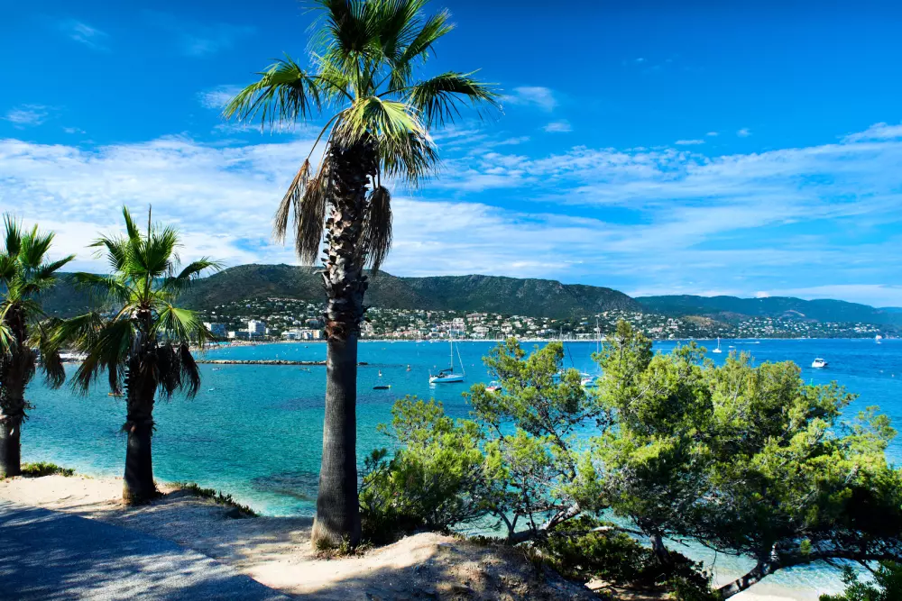 Camping maeva Escapades Parc Valrose 4 étoiles★★★★