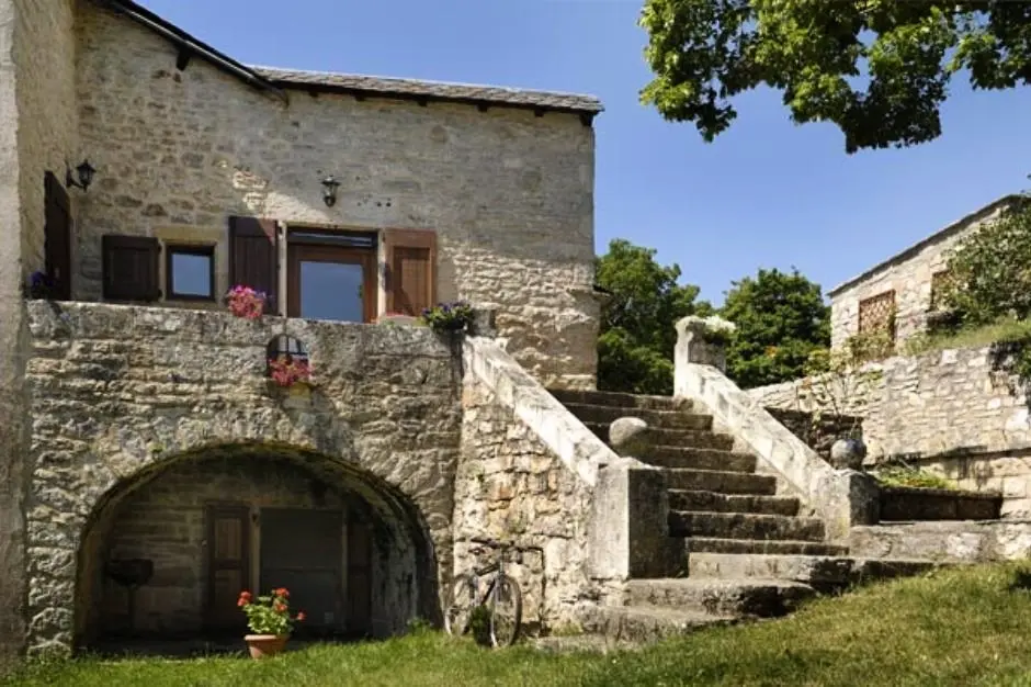 Gîte de France Gîtes de france 4 personnes à mazel bouissy 2 épis