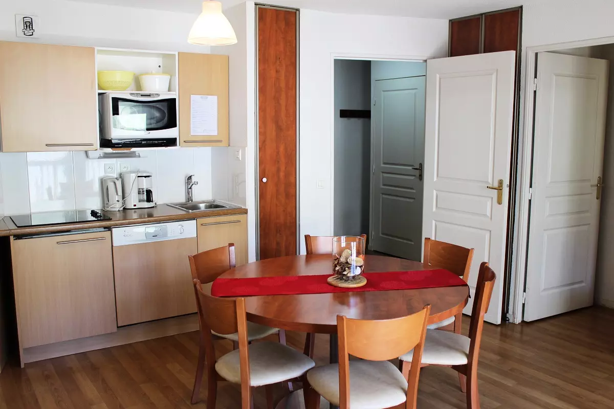 2/3 Pièces 6 Personnes