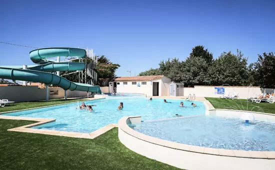 Blumen Camping Le Pavillon **
