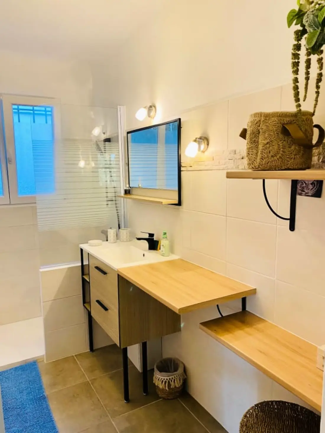 Villa Verdoyante – Charme Provençal, Jardin Arboré Et Piscine à La Motte