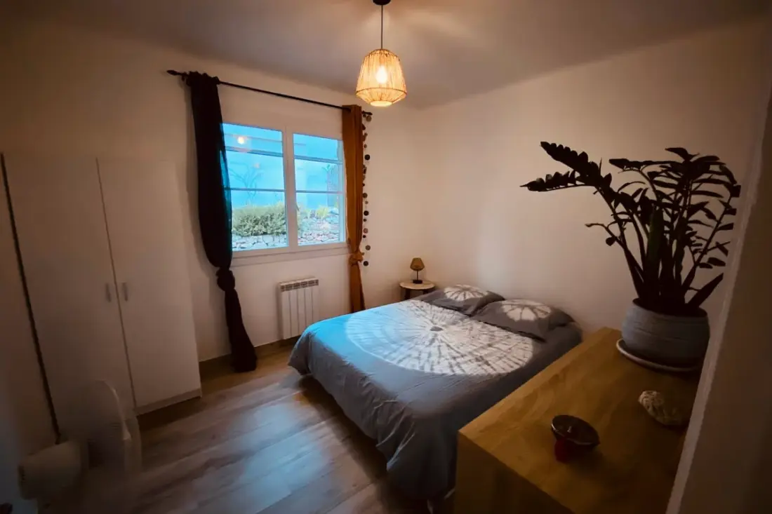Villa Verdoyante – Charme Provençal, Jardin Arboré Et Piscine à La Motte