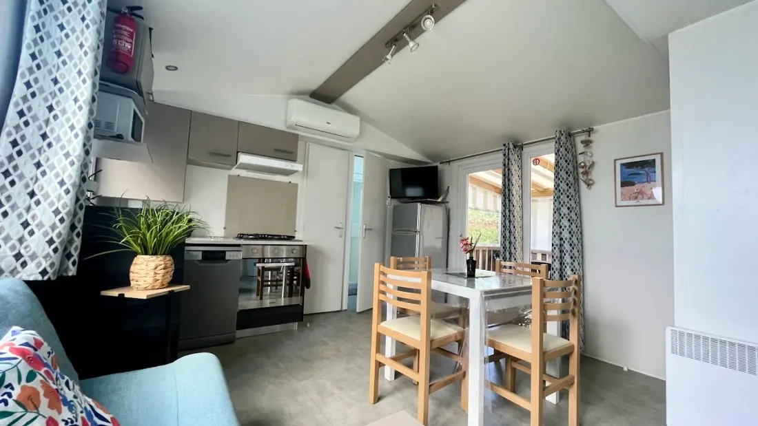 Camping les Charmettes - Funpass non fournis - by Océan Mobilhomes