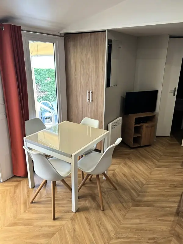 Résidence Camping Les Charmettes - Mobilhome 3 Chambres 2 Sdb