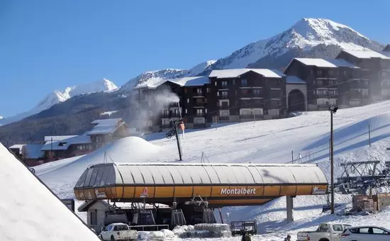 Bel appartement au pied des pistes