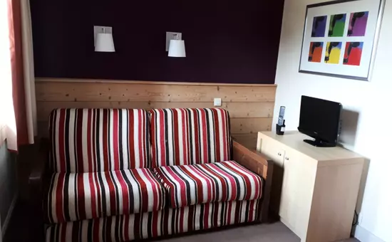 Joli Studio Avec Vue Sur La Montagne