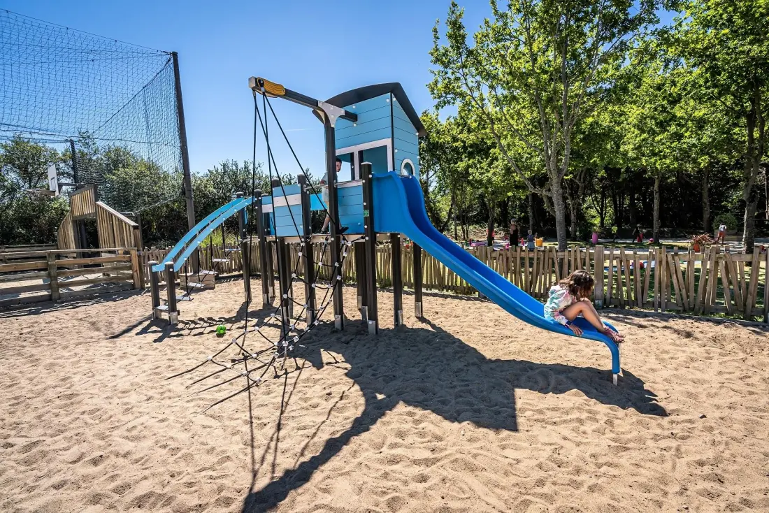 Flower Camping La Guichardière 4 étoiles★★★★