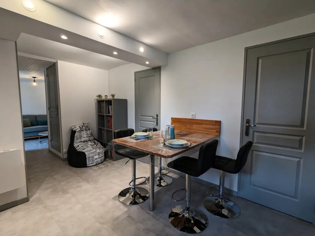 Maison de Vacances LA ROCHEFOUCAULD-EN-ANGOUMOIS 2