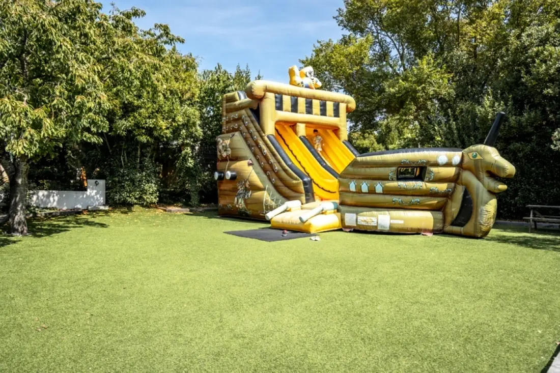 Camping Paradis Au Port de l'Houmeau 4 étoiles★★★★
