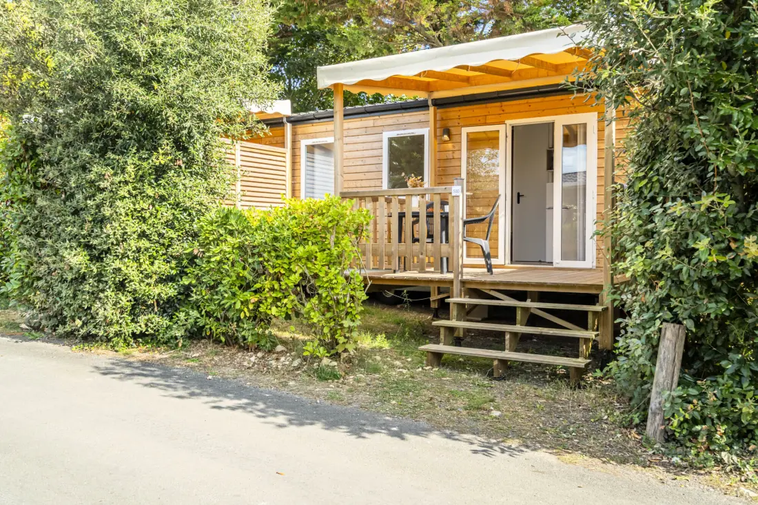 Camping Paradis Au Port de l'Houmeau 4 étoiles★★★★