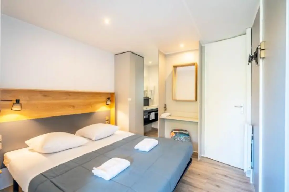 Camping Paradis Au Port de l'Houmeau 4 étoiles★★★★