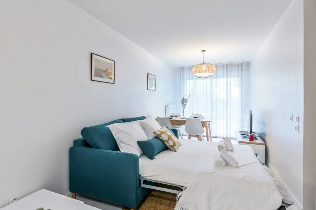 Appartement Au Calma Avec Terrasse.
