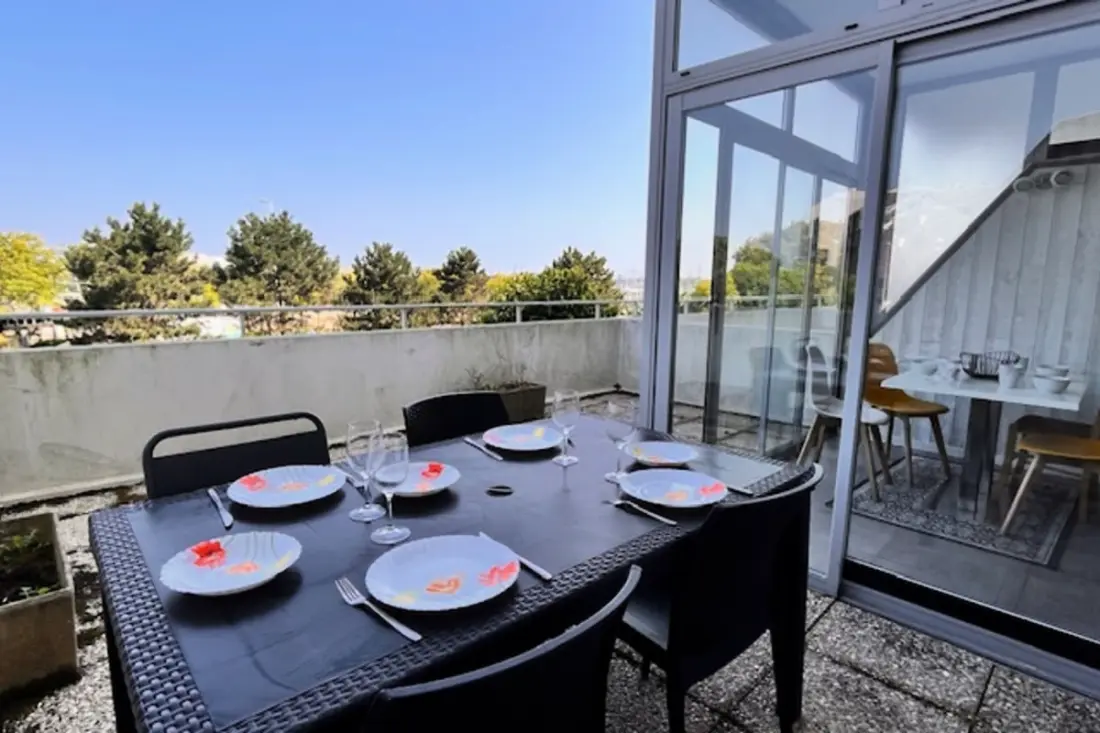 Joli Studio Avec Terrasse Proche De La Plage