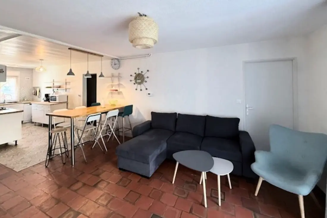 Maison Idéalement Située à La Rochelle