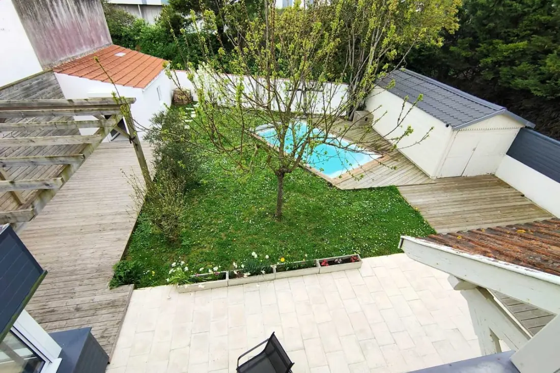 Maison Lumineuse Avec Piscine Privée à La Rochelle