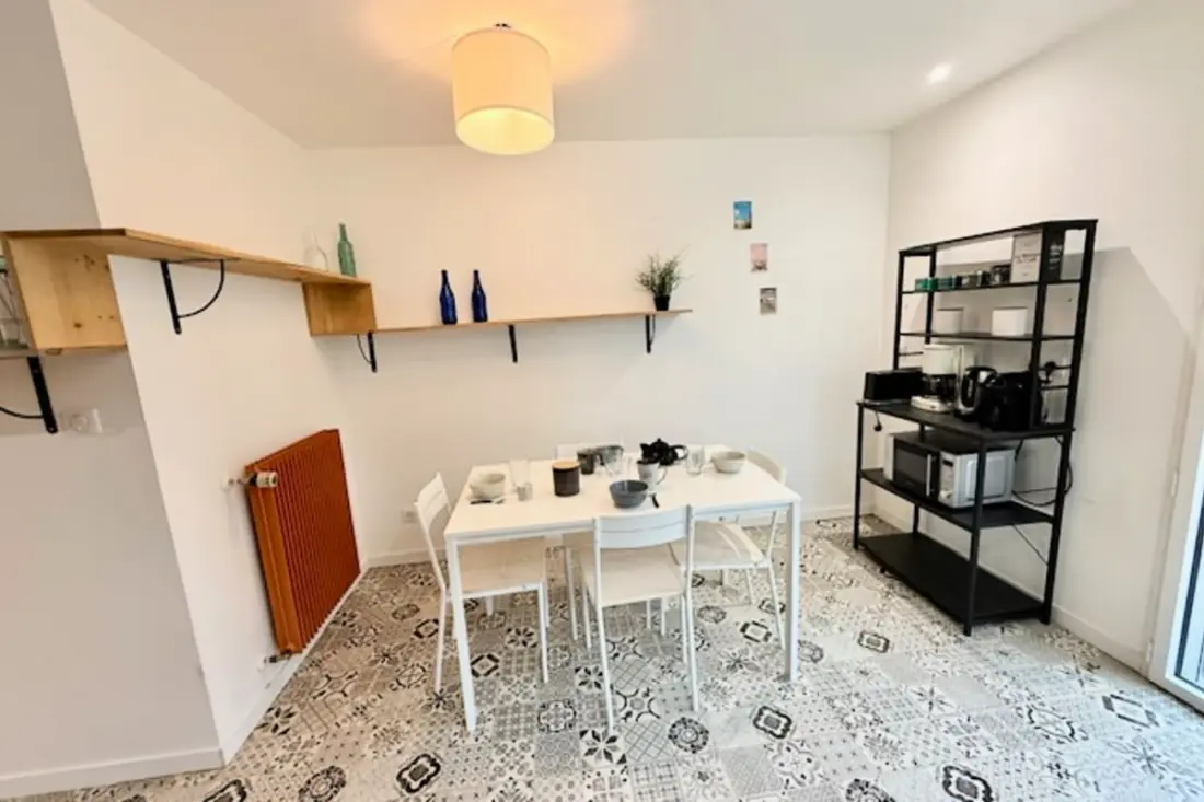 Maison Lumineuse Avec Piscine Privée à La Rochelle