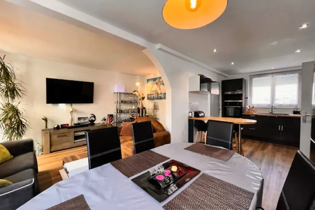 Maison Spacieuse à La Rochelle, Proche Des Plages