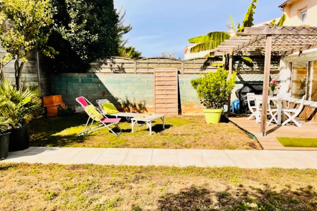 Maison Spacieuse à La Rochelle, Proche Des Plages