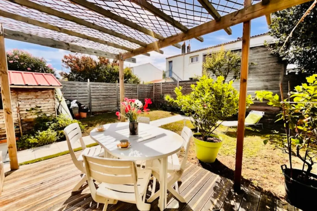 Maison Spacieuse à La Rochelle, Proche Des Plages