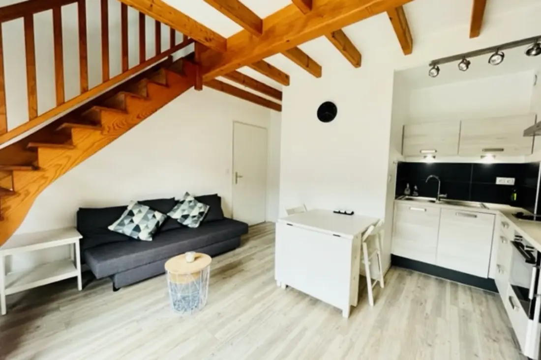 Charmant Appartement Avec Balcon Proche Plage