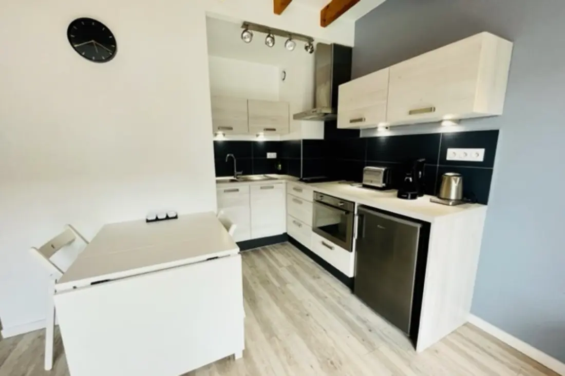 Charmant Appartement Avec Balcon Proche Plage