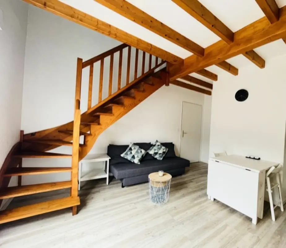 Charmant Appartement Avec Balcon Proche Plage