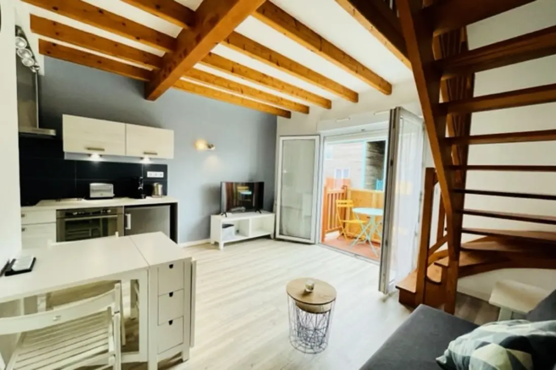 Charmant Appartement Avec Balcon Proche Plage