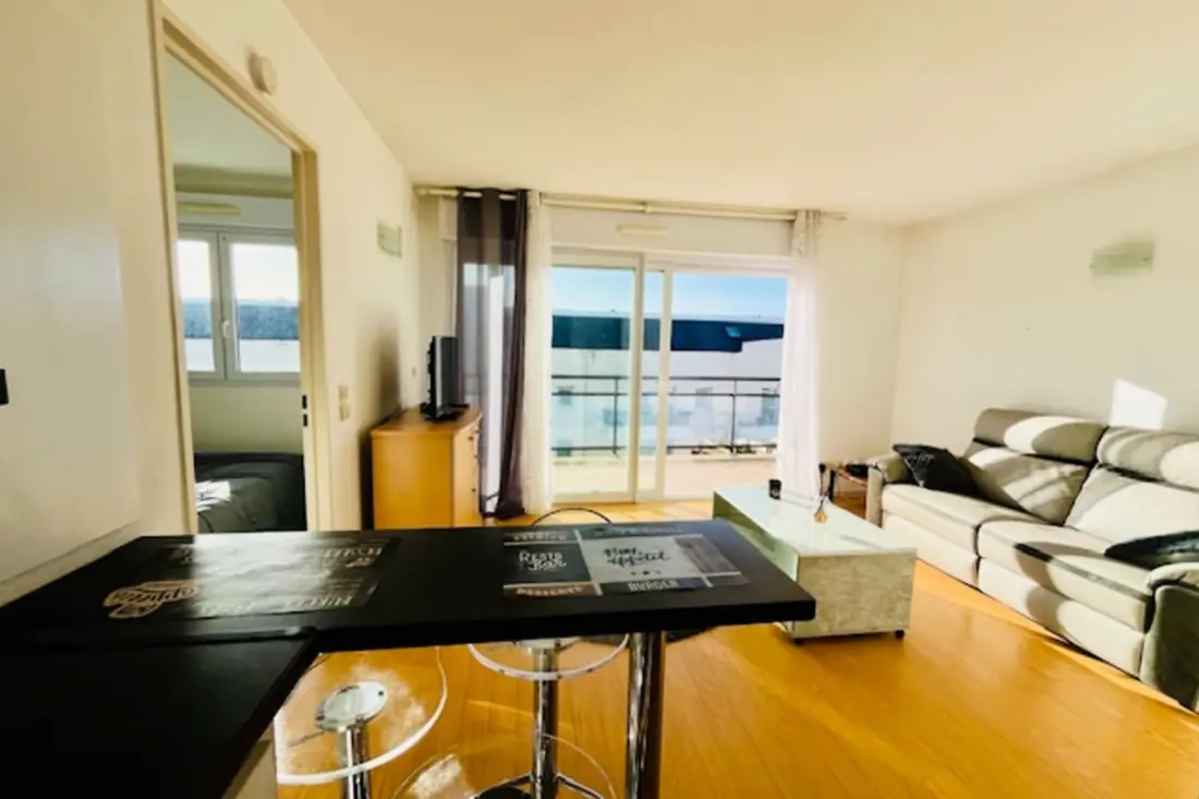 Charmant Appartement Avec Balcon Et Piscine