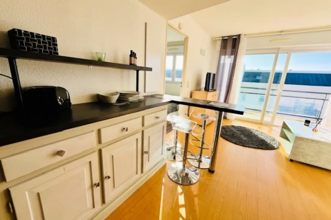 Charmant Appartement Avec Balcon Et Piscine