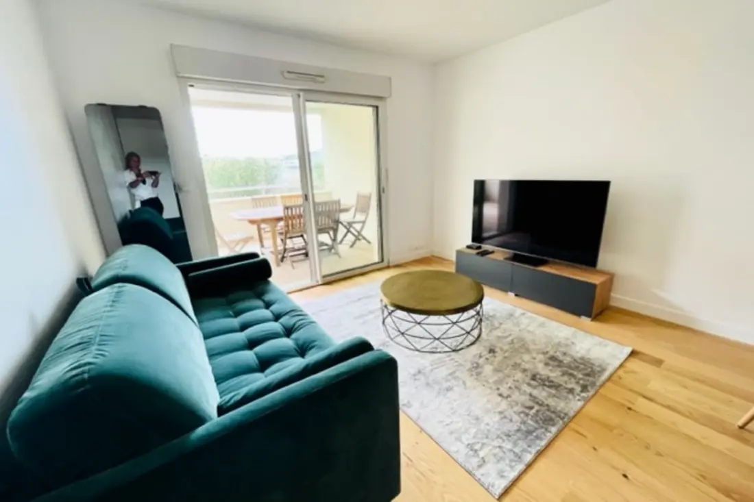 Charmant Appartement Terrasse Avec Vue Sur Le Lac