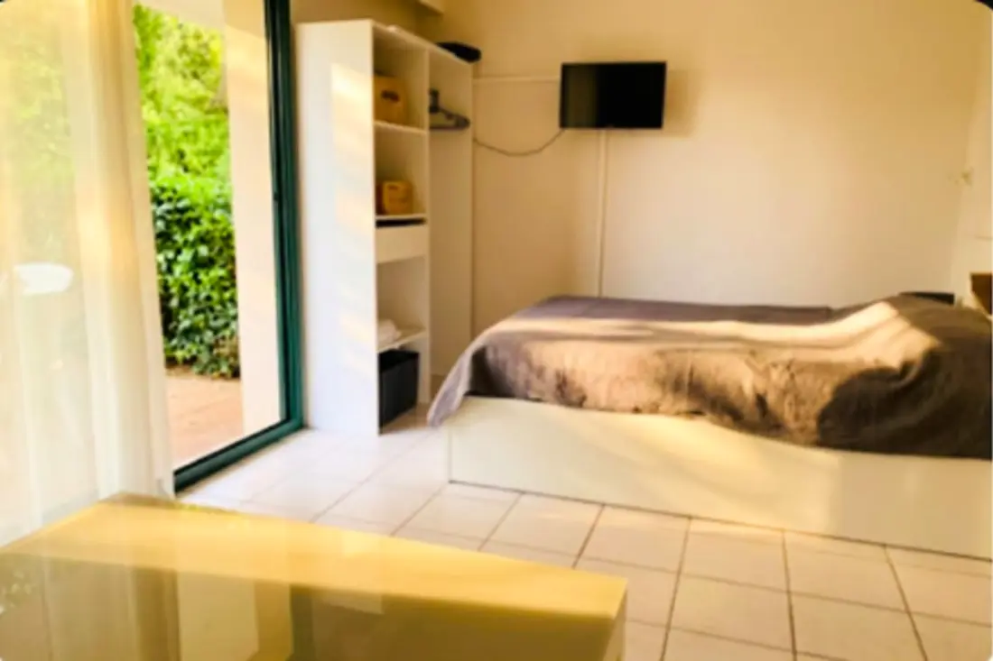 Studio Avec Terrasse De 25 M² &amp; Parking Privé
