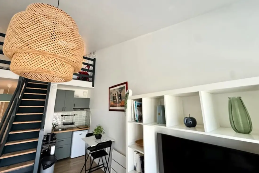 Studio De 34 M² Avec Parking Privé à La Rochelle