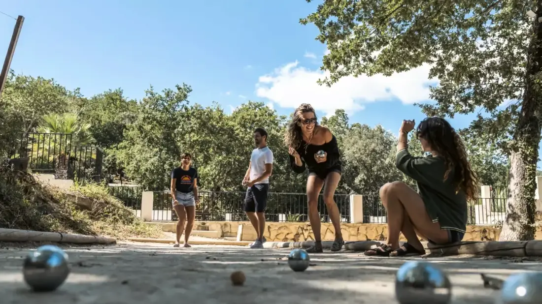 Camping  Slow Village La Roque-sur-Cèze5 étoiles★★★★★