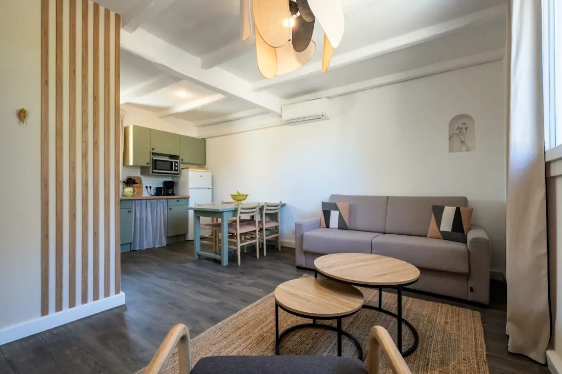 Rental Near Ventoux With Pool