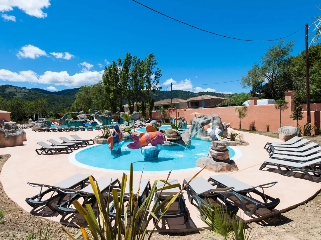 Camping Village Saint Louis 4 étoiles★★★★ - Maeva Camping