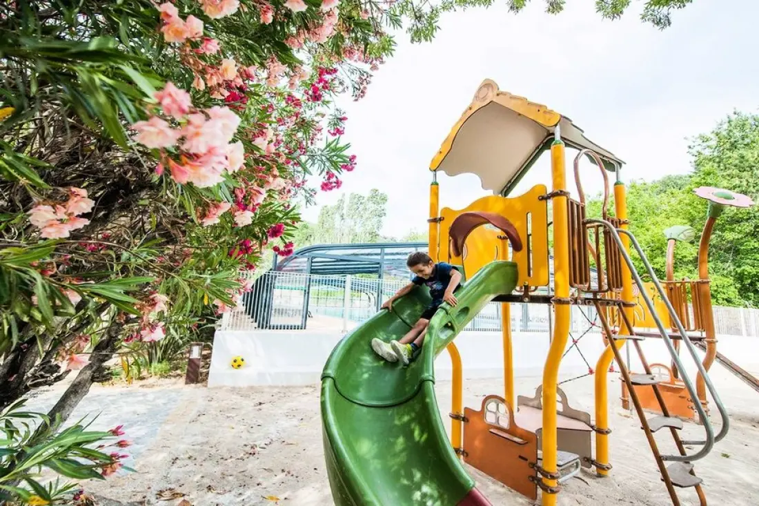 Camping Village Saint Louis 4 étoiles★★★★ - Maeva Camping