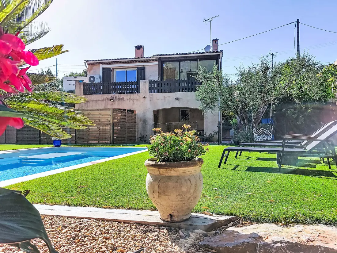 Maison de Vacances La Roquette sur Siagne