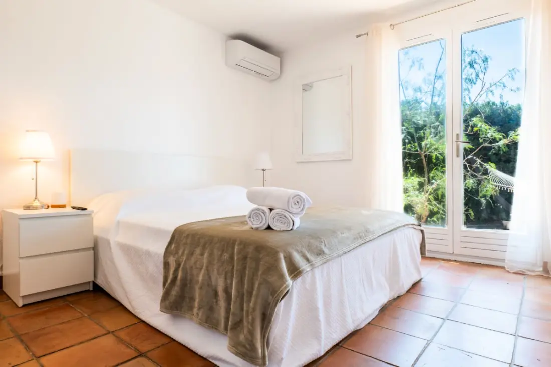 Résidence Villa 5 Chambres, Sauna, Piscine Et Vue Mer.