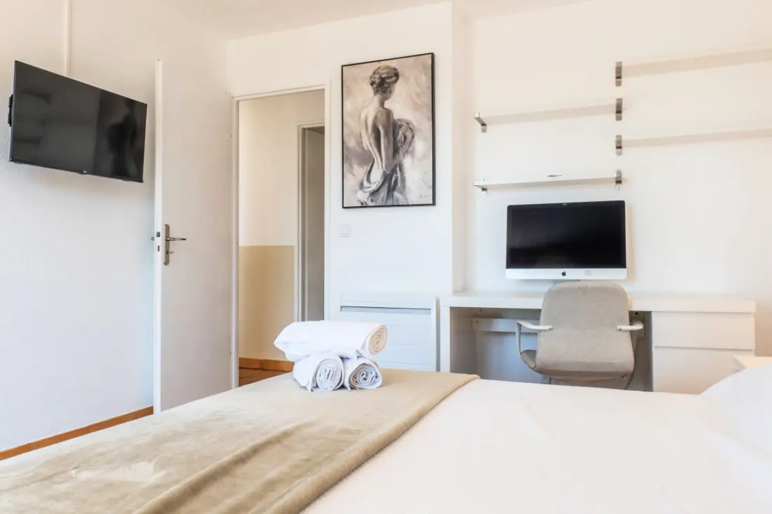Résidence Villa 5 Chambres, Sauna, Piscine Et Vue Mer.