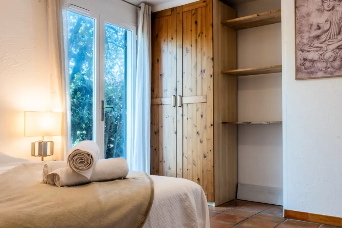 Résidence Villa 5 Chambres, Sauna, Piscine Et Vue Mer.